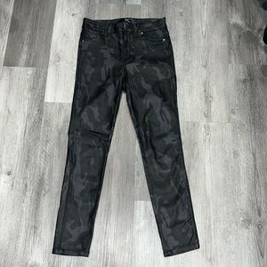 1822 Denim Mid Rise Coated Stretch Jeans, size 28